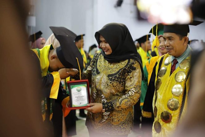 
					Wakil Bupati Hadiri Wisuda Sarjana ke VI STAIN Madina