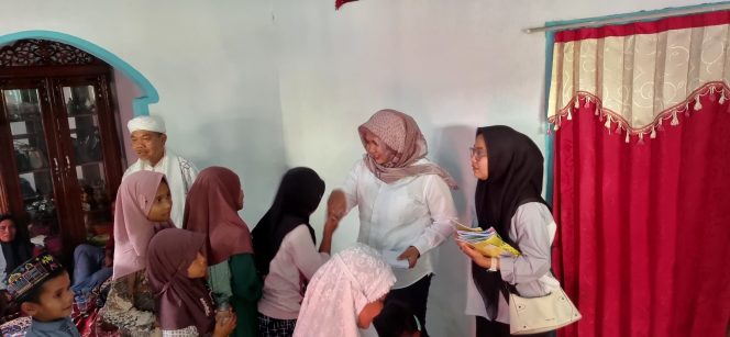 
					Atika Kembali Santuni Anak Yatim di Panyabungan Selatan