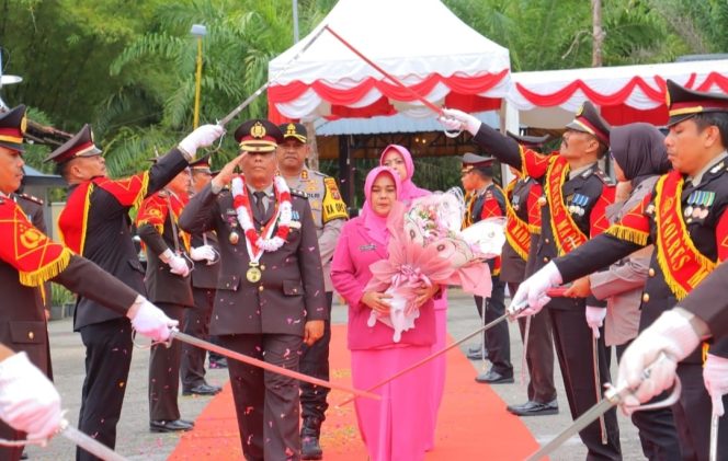 
					Polres Madina Lapas AKBP M Rusli Penuh Kehormatan Yang memasuki Masa Purna Bhakti