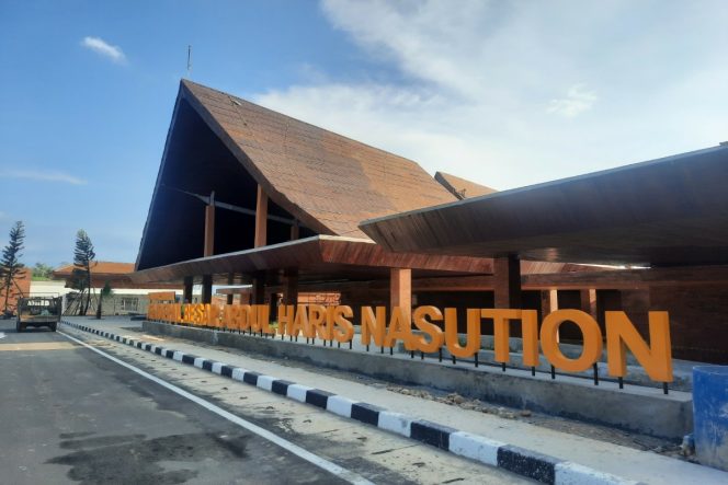 
					Pemkab Madina Tak Punya Wewenang Menempatkan Pegawai di Bandara