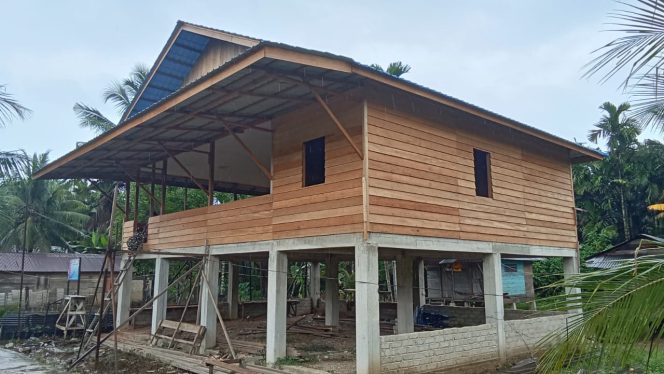 
					Pembangunan Gedung Aula Desa Lubuk Kapundung ll Rampung di Kerjakan