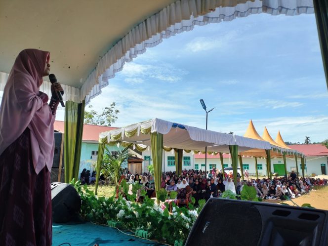 
					Tauziah bersama ustadzah Adila Putri S,H.,MH di pesantren Tahfidz Baitul Qur’an Simpang Gambir