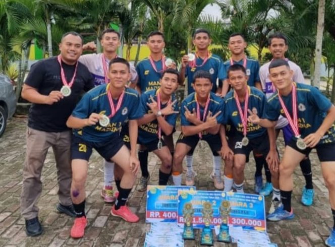 
					MAN 1 Madina Juara 2 Futsal di Ajang PORSENI ke II Padang Sidimpuan