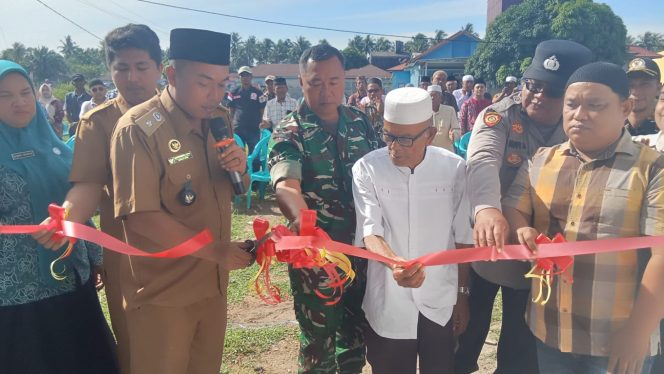 
					Kades Singkuang l Resmikan Kantor Baru, Warga Ucapkan Terima kasih