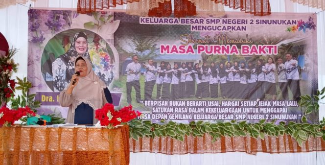 
					SMPN 2 Sinunukan Gelar Acara Purna Bakti Dra Lanna Lubis