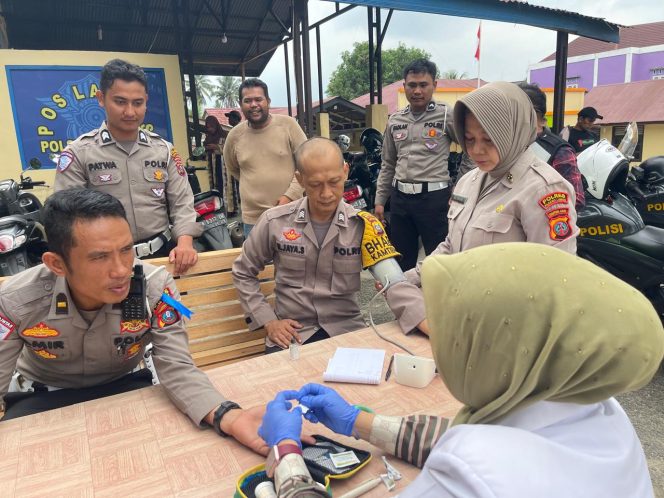 
					Dokkes Polres Palas Cek Kesehatan Personil Operasi Keselamatan Toba 2025