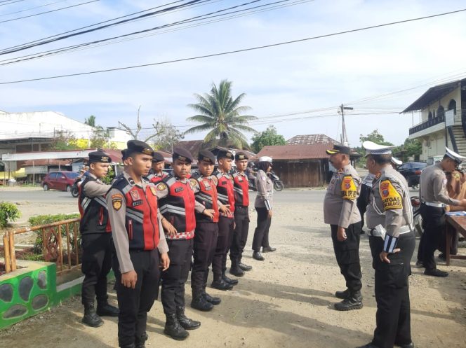 
					Apel Dan Gatur Pagi Adalah Dua Kegiatan Rutin Yang Dilaksanakan Oleh Personil Polres Palas