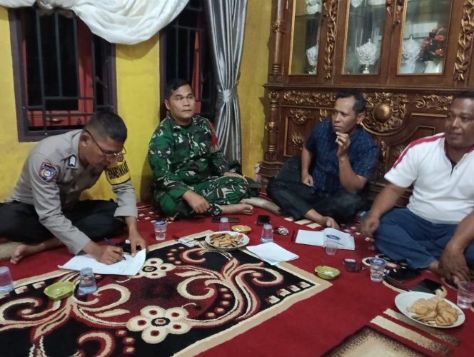 
					Bhabinkamtibmas Polsek Sosa Hadiri Kegiatan Musdes TA 2024 Desa Tanjung