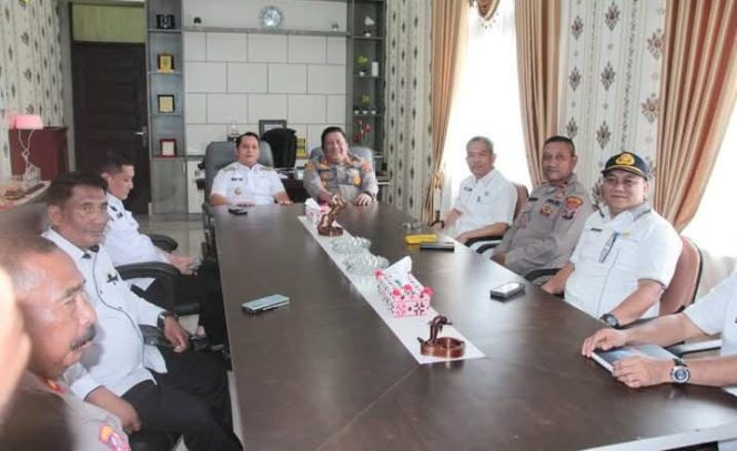 
					Bupati dan Wakil bupati Palas Gelar Kunjungan Silaturahmi Ke Mapolres Palas