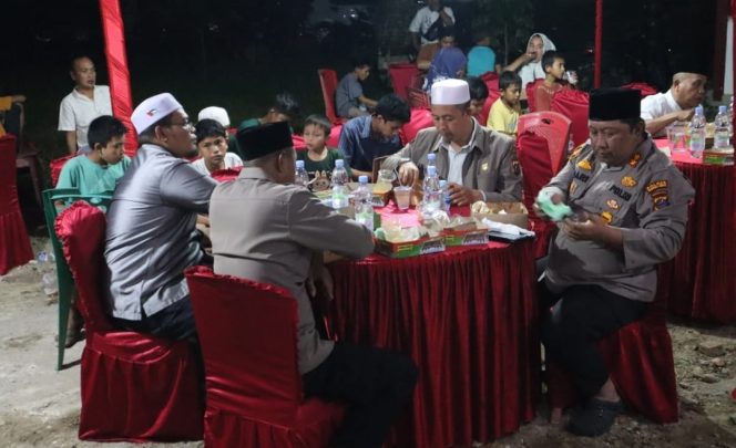 
					Polres Palas Bukber Dengan Kaum Duafa dan Anak Yatim, Serta Tokoh Agama