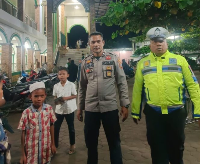 
					Polsek Barumun Melaksanakan Patroli Subuh Antisipasi Gangguan Kamtibmas