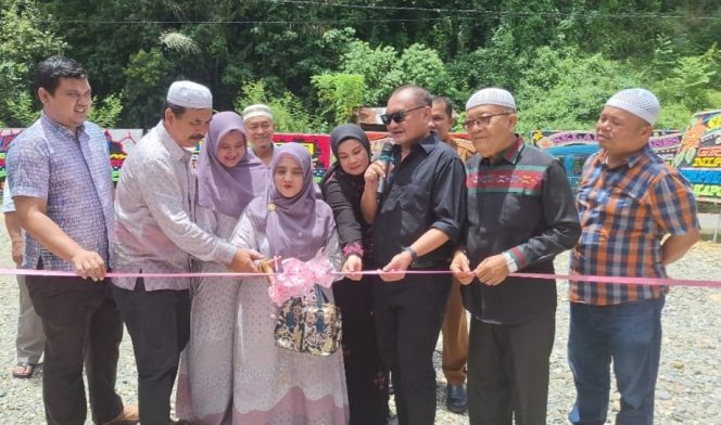 
					Ratusan Tamu Hadiri Gran Opening Nia Kitchen Cafe and Resto di Pintu Air Panyabungan Timur