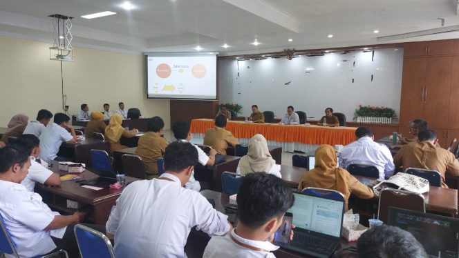 
					Wabup Tapsel Sebut Data Sangat Penting Untuk Mendukung Perencanaan Pengambilan  Kebijakan Publik