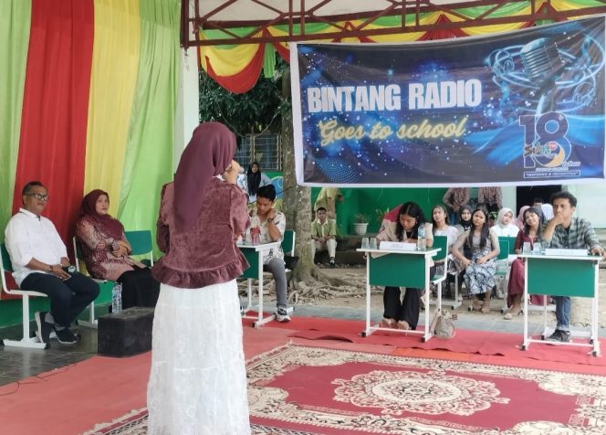 
					Sambut HUT ke 18, Start FM Gelar Goas to School di MAN 1 Madina