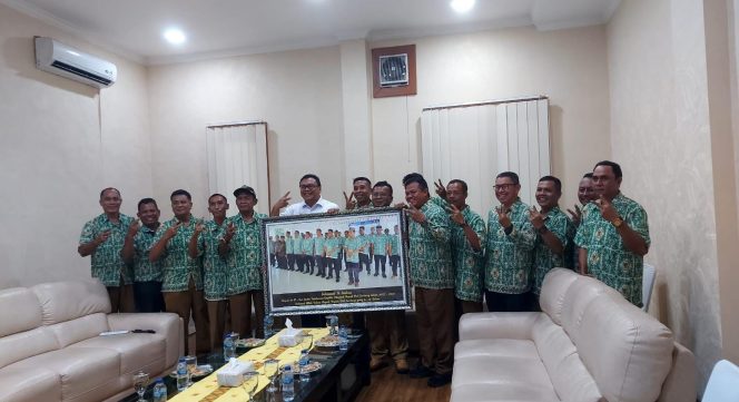 
					Bupati Deli Serdang Terima Audiensi APDESI Batik, Ini Yang Dibahas