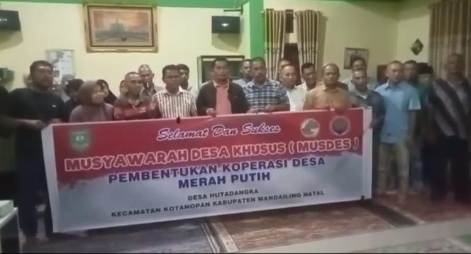 
					Tingkatkan Ekonomi Masyarakat, Koperasi Merah Putih Desa Hutadangka dan Batahan Terbentuk