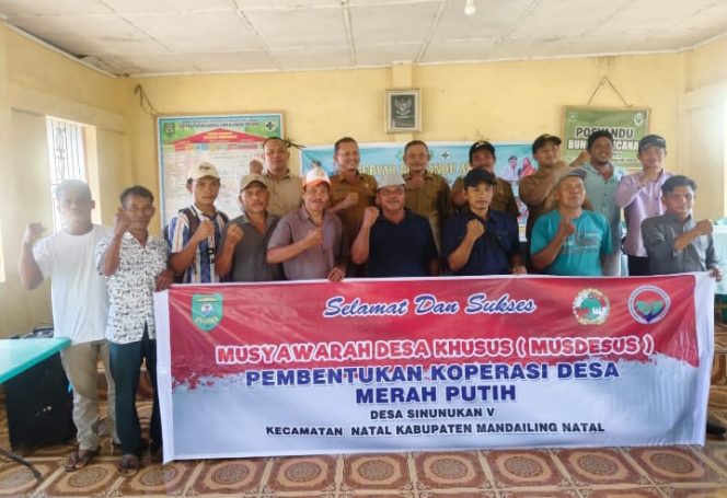 
					Pemerintahan Desa Sinunukan V Bentuk Koperasi Desa Merah Putih, Warga Antusias
