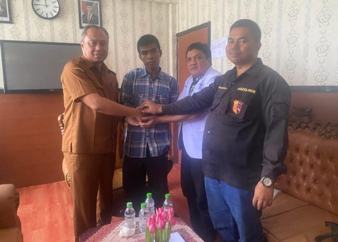 
					Direktur RSUD Panyabungan Klarifikasi Tudingan Penelantaran Pasien