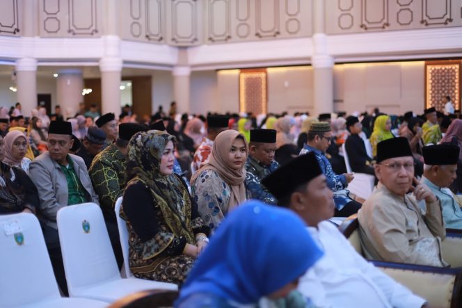 
					Wabup Atika Hadiri Penutupan STQH XIX Sumut, 4 Peserta Asal Madina Raih Prestasi