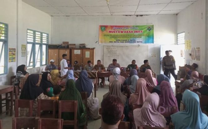 
					Musdes sekaligus Penetapan R-APBDes 2025 Desa Pasar VI Natal Berjalan Sukses