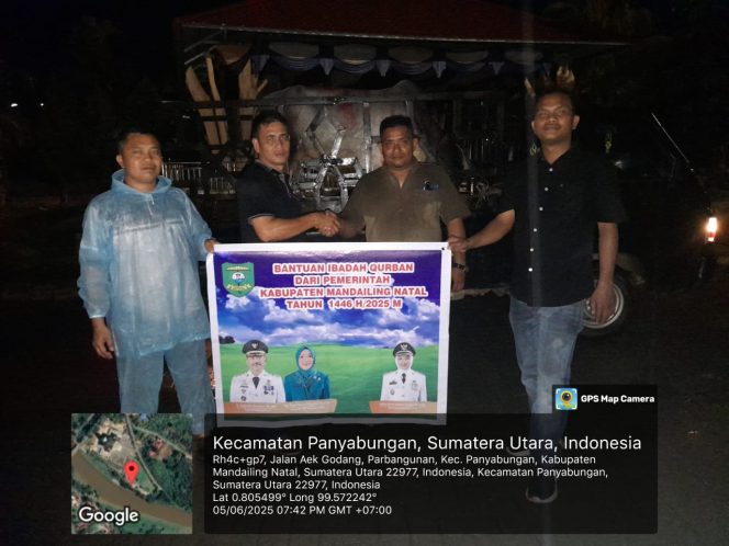 
					Desa Simaninggir Ranto Baek Terima 1 Ekor Hewan Qurban Dari Pemkab Madina