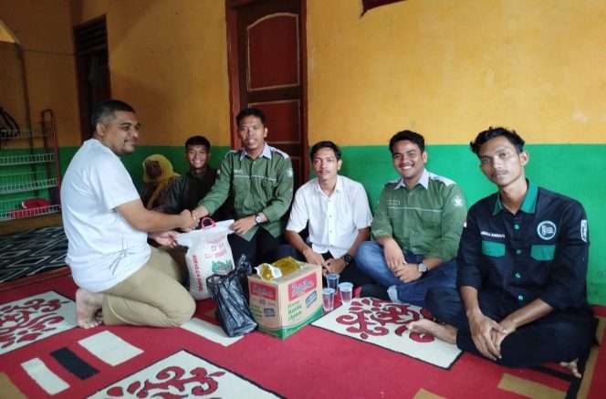 
					DPP IMMAN Padangsidimpuan Salurkan Bantuan Sembako untuk Korban Kebakaran di Mandailing Natal