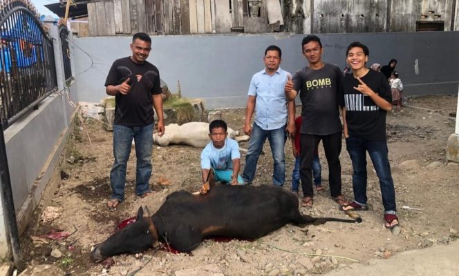 
					KBBGGP Sembelih Hewan Qurban Bagikan Kewarga Sekitar
