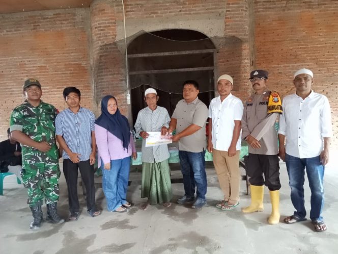 
					Pemdes Manuncang Menyalurkan BLT-DD Anggaran Tahun 2025 TW l