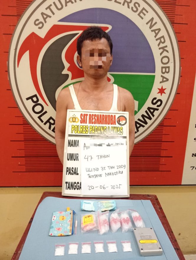 
					Pengedar dan Pemakai Sabu Warga Sungai Korang Di Tangkap Polres Palas