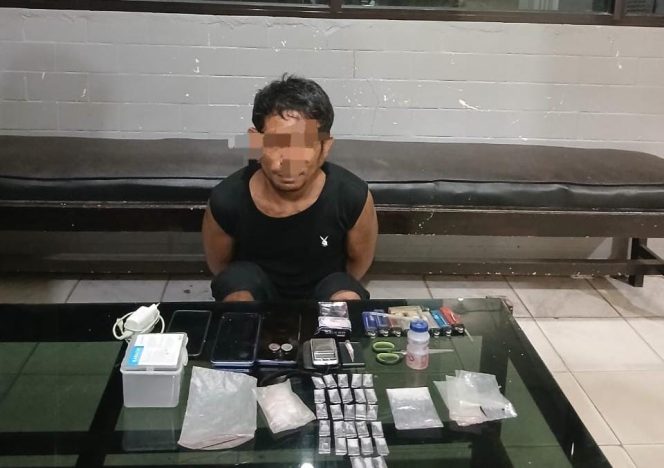 
					Polsek Sosa Ringkus Seorang Pelaku Narkoba Jenis Sabu Di Gubuk Kebun Swakarsa Ujung Batu V