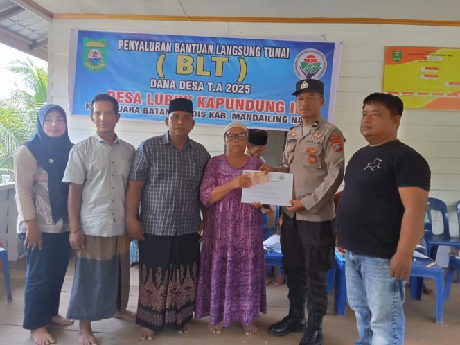 
					Kapolsek MBG Dampingi Penyaluran BLT -DD di Desa Lubuk Kapundung ll T.A.2025