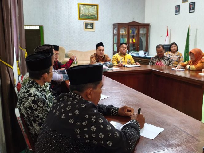 
					Tinggalkan Pola Lama, Kakan Kemenag Padangsidimpuan Dorong Perubahan Menuju Kinerja Profesional