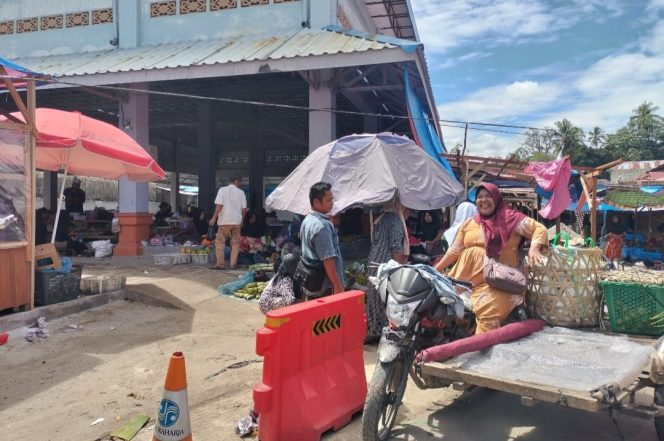
					Pasar Gedung Baru di Eks Bioskop Tapanuli Semakin Ramai