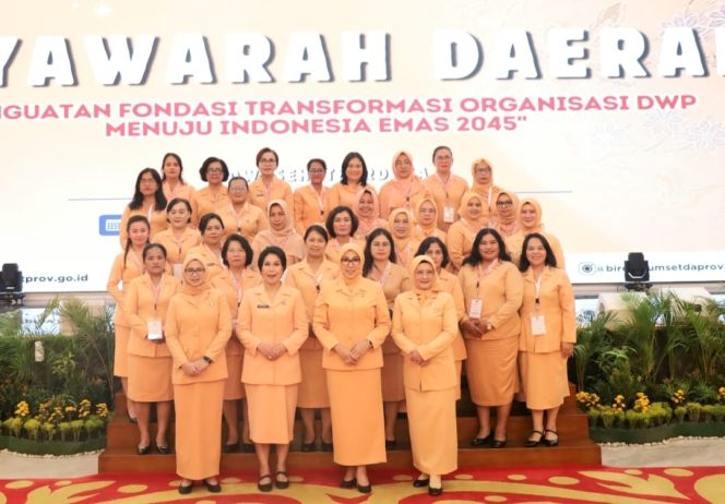 
					Pengurus DWP Madina Hadiri Musda di Medan, Ini Pesan Wagubsu