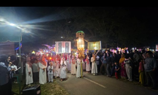 
					Peringati 1 Muharram,PHBI Kecamatan Natal Gelar Pawai Telong Telong