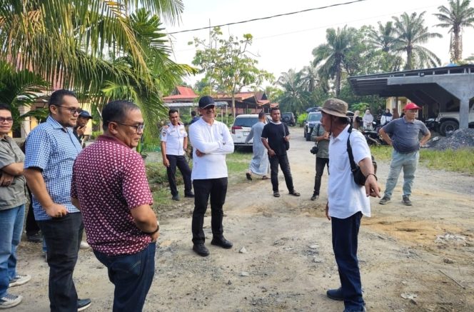 
					Tingkatkan Hasil Produksi Sawit, Bupati Madina Kunjungi PT. Basimbah Tani Syahdilata Labuhan Batu