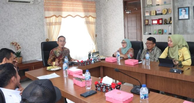 
					Pemkab Tapsel Dukung Program Reforma Agraria Nasional Untuk Kemakmuran Masyarakat