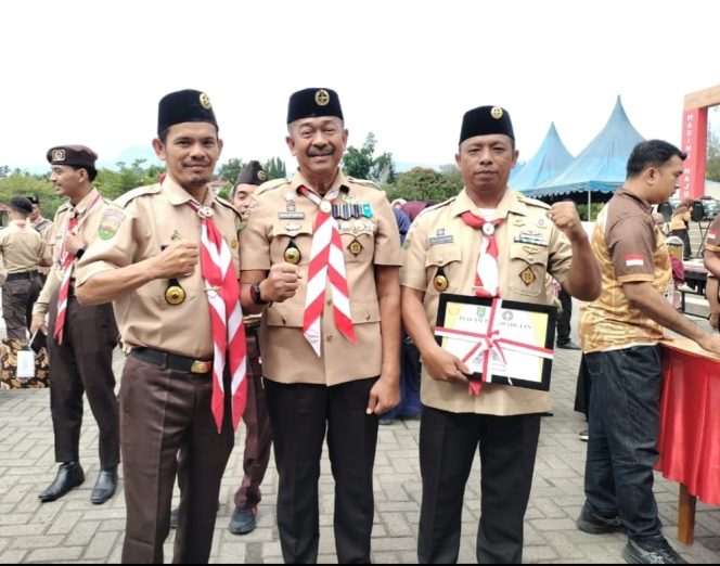 
					Kwartir Ranting Linggabayu Raih Predikat Tergiat pada Hari Pramuka ke-64