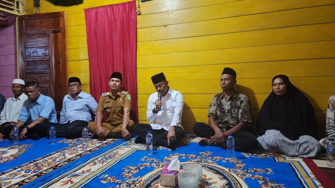 
					Bupati Madina Melayat Kerumah Duka Almarhumah Anggota Paskibra Diva Febriani