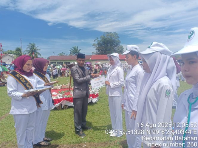 
					Usai Karnaval UPT Puskesmas Batahan, Lantik Sebanyak 375 Dokter Kecil, Remaja serta 38 Orang Guru PBUK UKS
