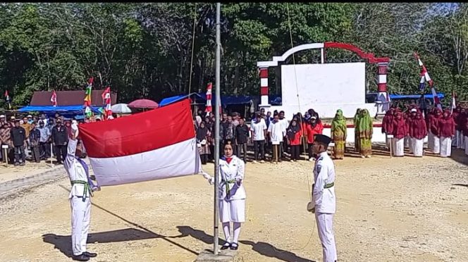 
					Upacara Pengibaran Bendera Merah Putih HUT Kemerdekaan RI ke 80 di Desa Sikara-kara II Berlangsung Khidmat