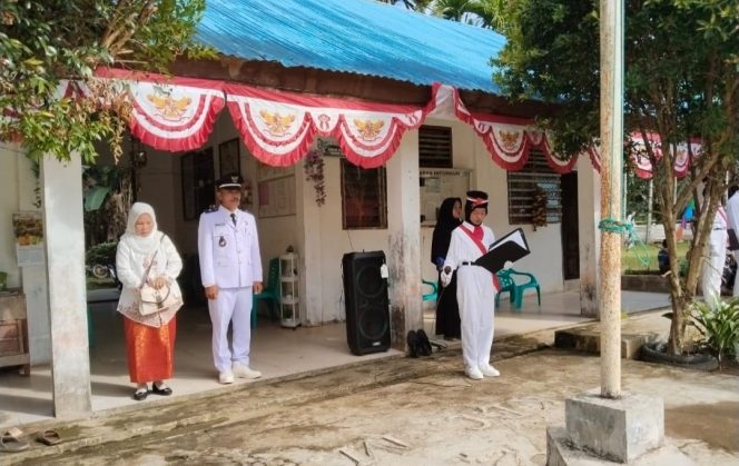 
					Kades Manuncang Pimpin Upacara HUT RI Ke-80 di Lapangan SMPN 4 MBG