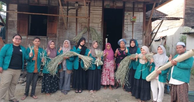 
					KKN STAIN Madina Dobrak Pemasaran  Anyama Tikar Bayuon Berbasis Online Di  Desa Pintu Padang Julu