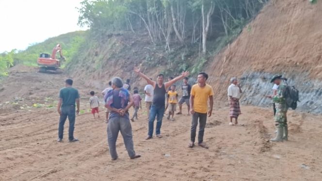 
					Jalan Siobon-Sopobatu Dibuka, Bukti Keseriusan Pemkab Madina dan TNI Menuntaskan Keterisoliran