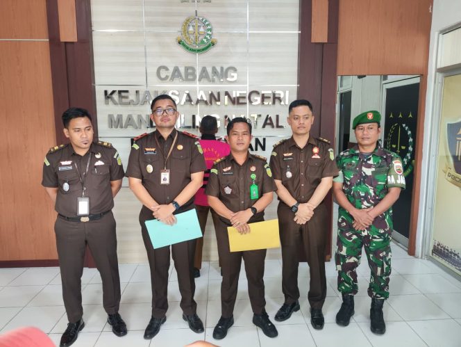 
					Akibat Korupsi, Kejaksaan Madina Resmi Menahan Mantan PJ Kades di Maura Sipongi