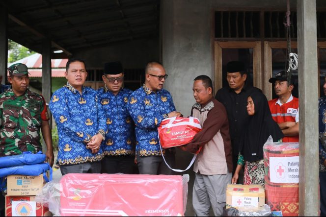 
					Pemkab Madina Salurkan Bantuan untuk Korban Kebakaran di Desa Huta Godang Muda