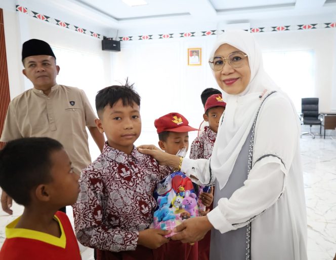 
					TP PKK Madina Gelar Peringatan Maulid Nabi 1447 H dan Santuni 50 Anak Yatim