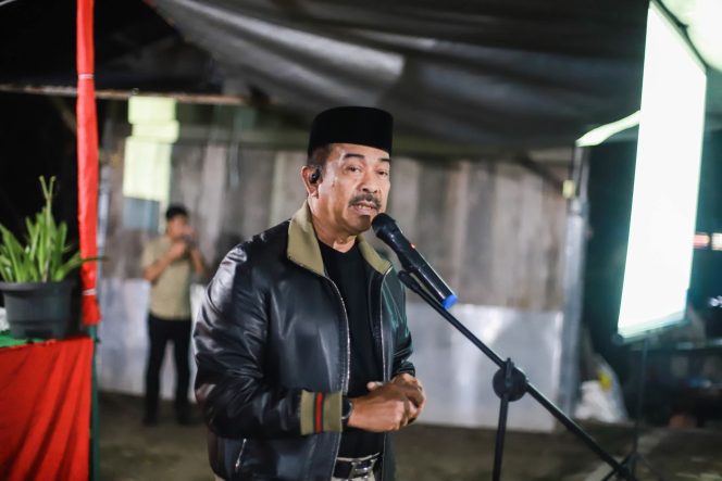 
					Bupati Madina Saksikan Film G30S/PKI di Kampung Jenderal AH Nasution