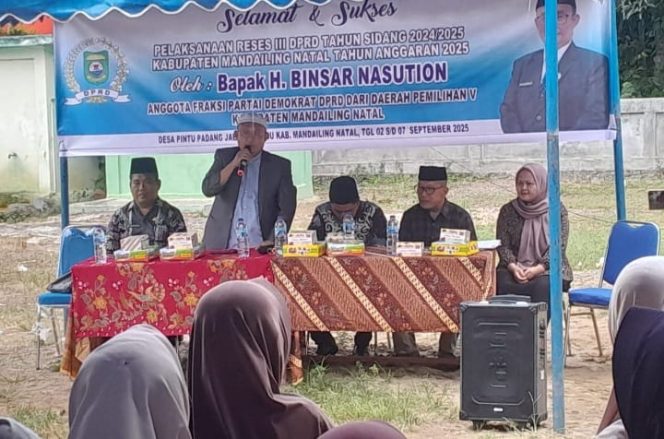 
					Reses di Desa Pintu Padang Jae, Anggota DPRD Madina Binsar Nasution Serap 4 Item Keluhan Masyarakat