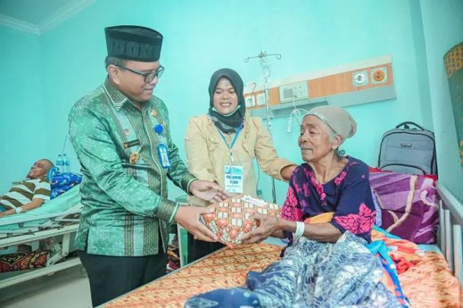 
					Hadiri Peresmian RSUD Panyabungan, Wali Kota Padangsidimpuan Siap Berkolaborasi Majukan Kesehatan Tabagsel